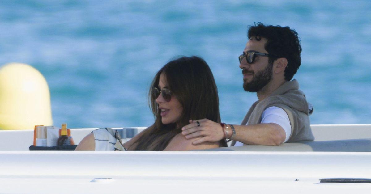 sofia vergara bares cleavage scandalous outfit france photos