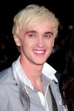 2009__12__wenn5322037 150×225.jpg