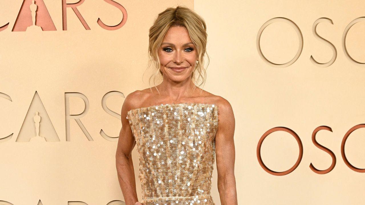 Image of Kelly Ripa asked 'what language' she should use when asking her doctor.