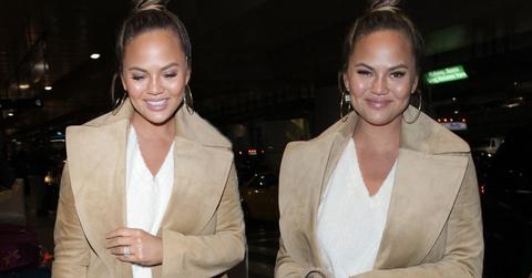 Chrissy teigen lax alone baby bump ok pp