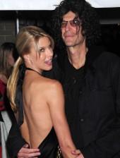 2009__12__holidaybethhoward1 170×224.jpg