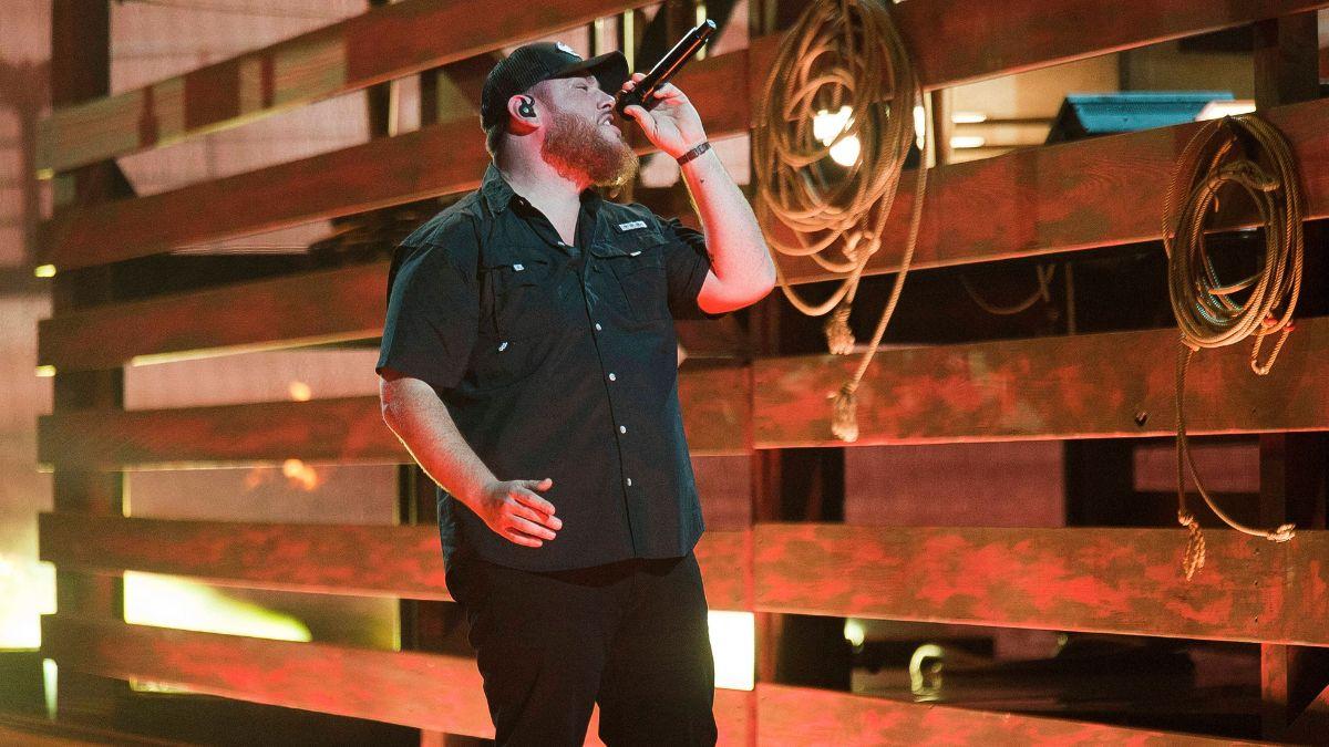 Image of Luke Combs has three children.