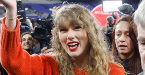 taylor swift travis kelce nfl cameras grammys go away