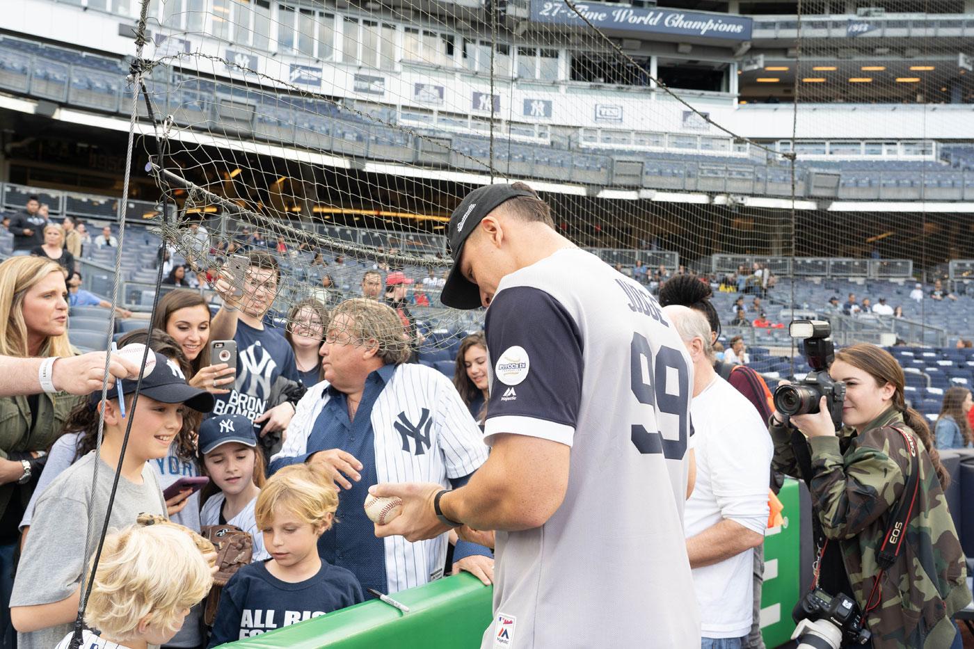 Cc sabathia celebrity softball game 03