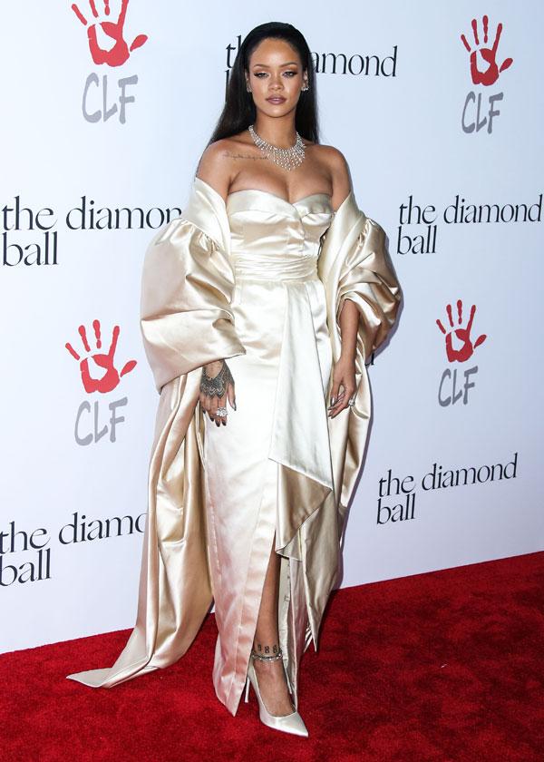 Rihanna chris brown daughter royalty meet first time 07