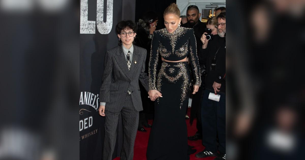 jennifer lopez daughter emme red carpet