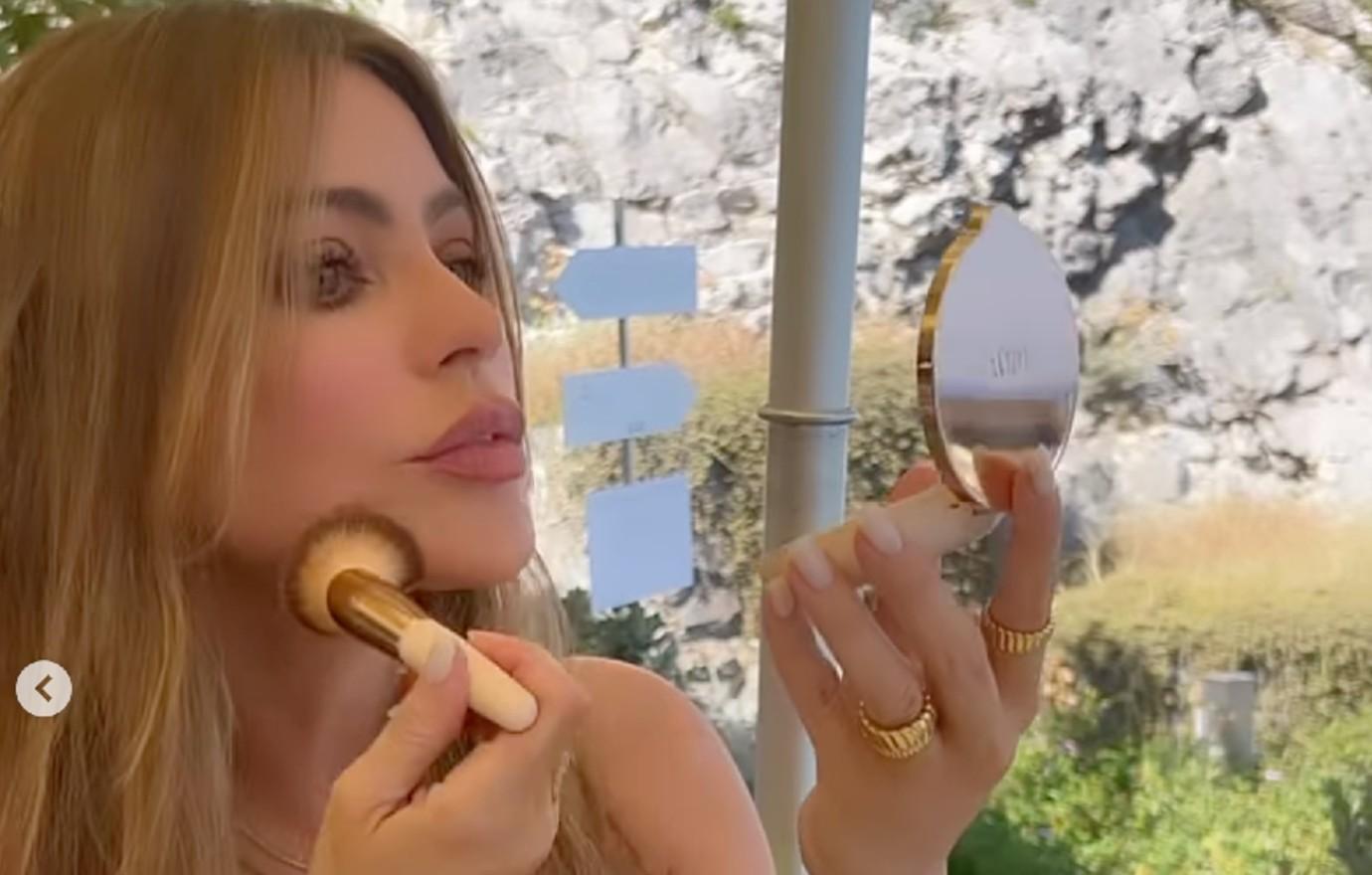 Sofia Vergara Responds to Instagram Troll Who Said Her Face Looks  'Different Now