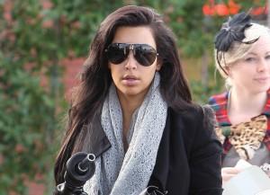 2011__01__10_KardashianKim_Jan7m 300×217.jpg