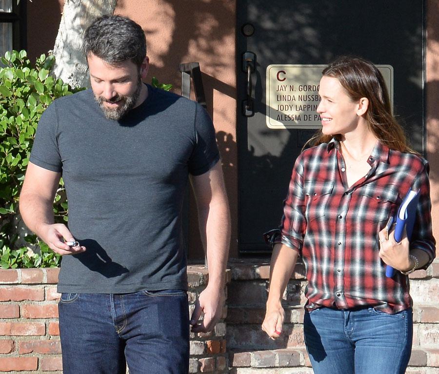 Ben Affleck Apologizes To Jennifer Garner For Nanny Cheating Scandal