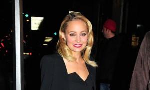 2011__02__1_Richie_Nicole_0209110 300×180.jpg