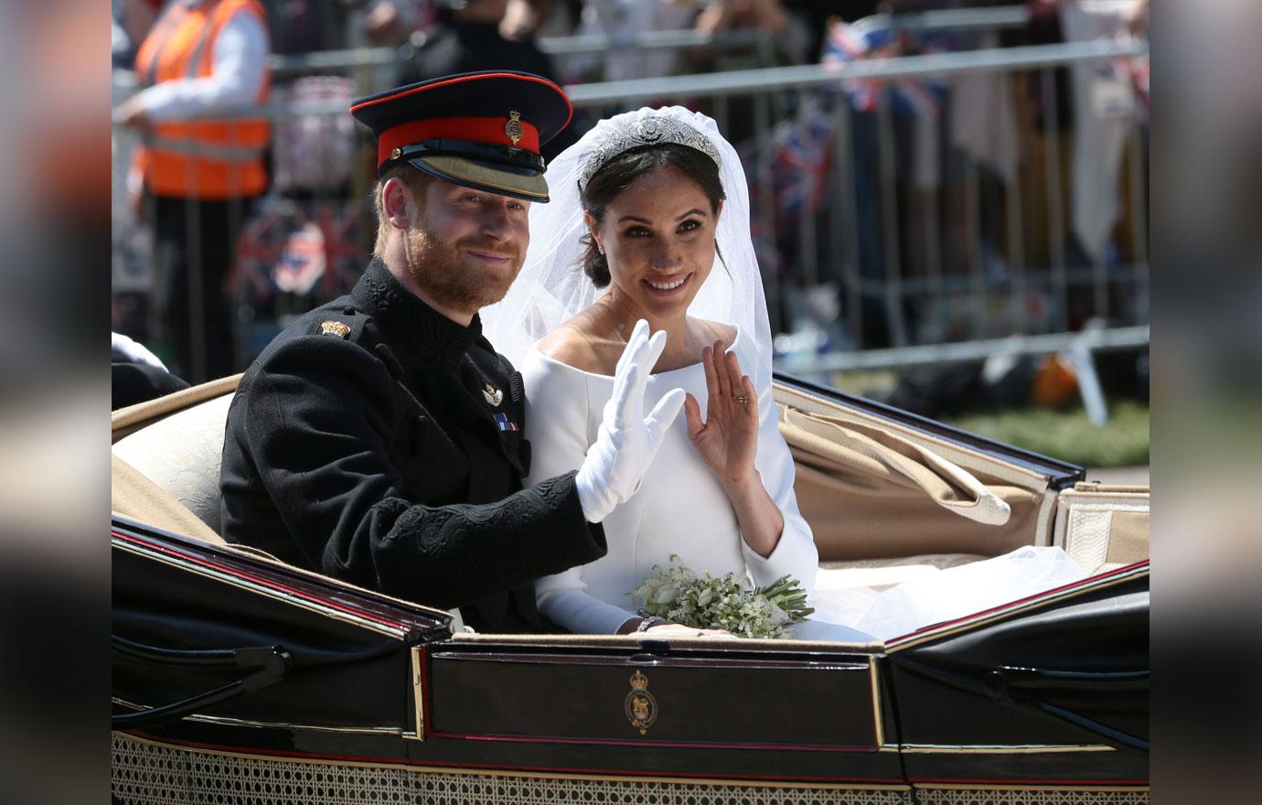 Meghan Markle Prince Harry Wedding Portraits Pics 08