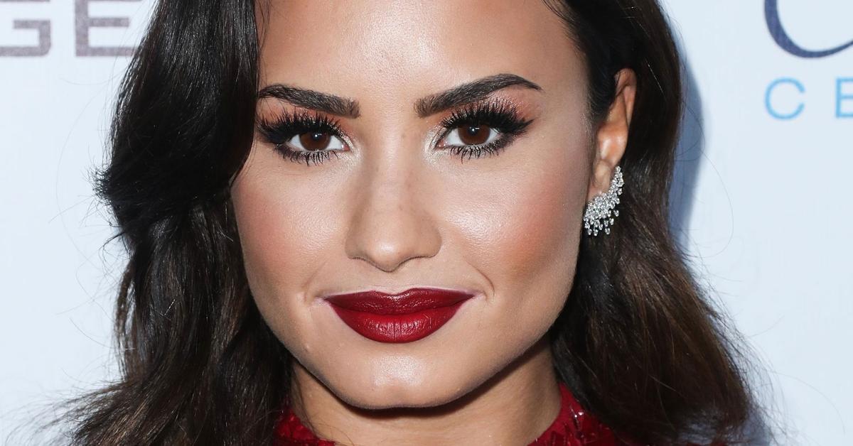 Demi Lovato Reveals Sexuality Dating Men And Women