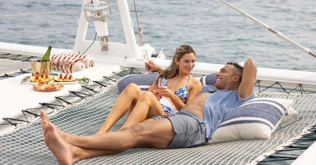 image of Kat Izzo and Dale Moss went on a romantic date on a yacht.