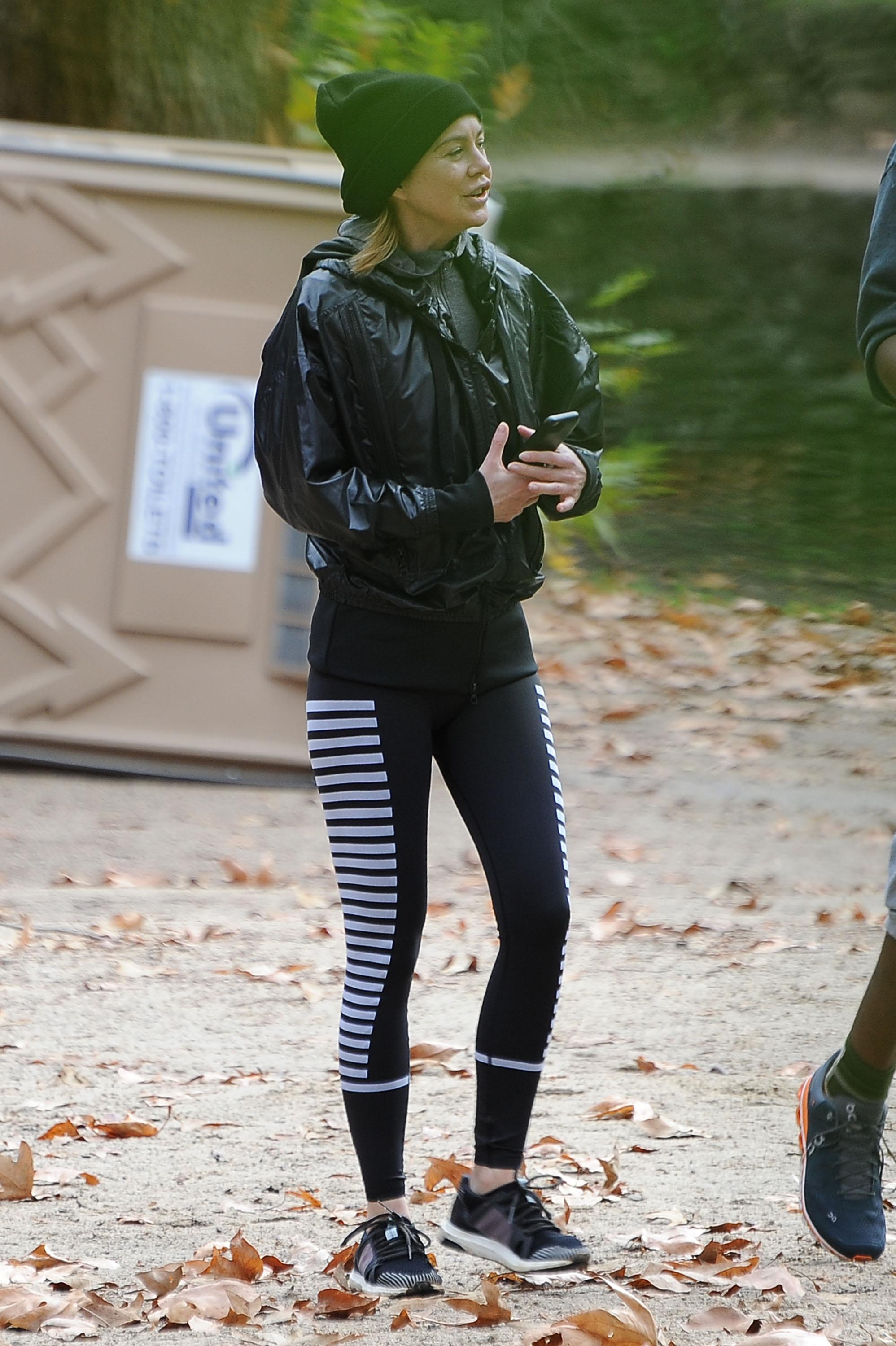 ellen pompeo post baby hike 07