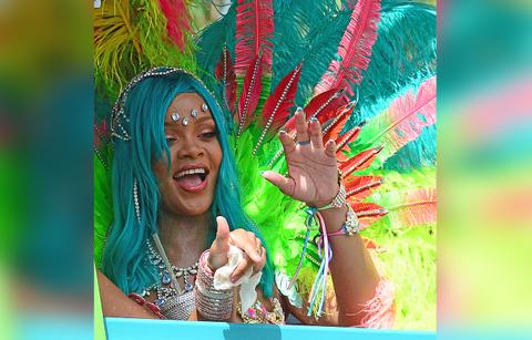 Rihanna Shows Off Boobs & Butt In Stunning Costume In Barbados