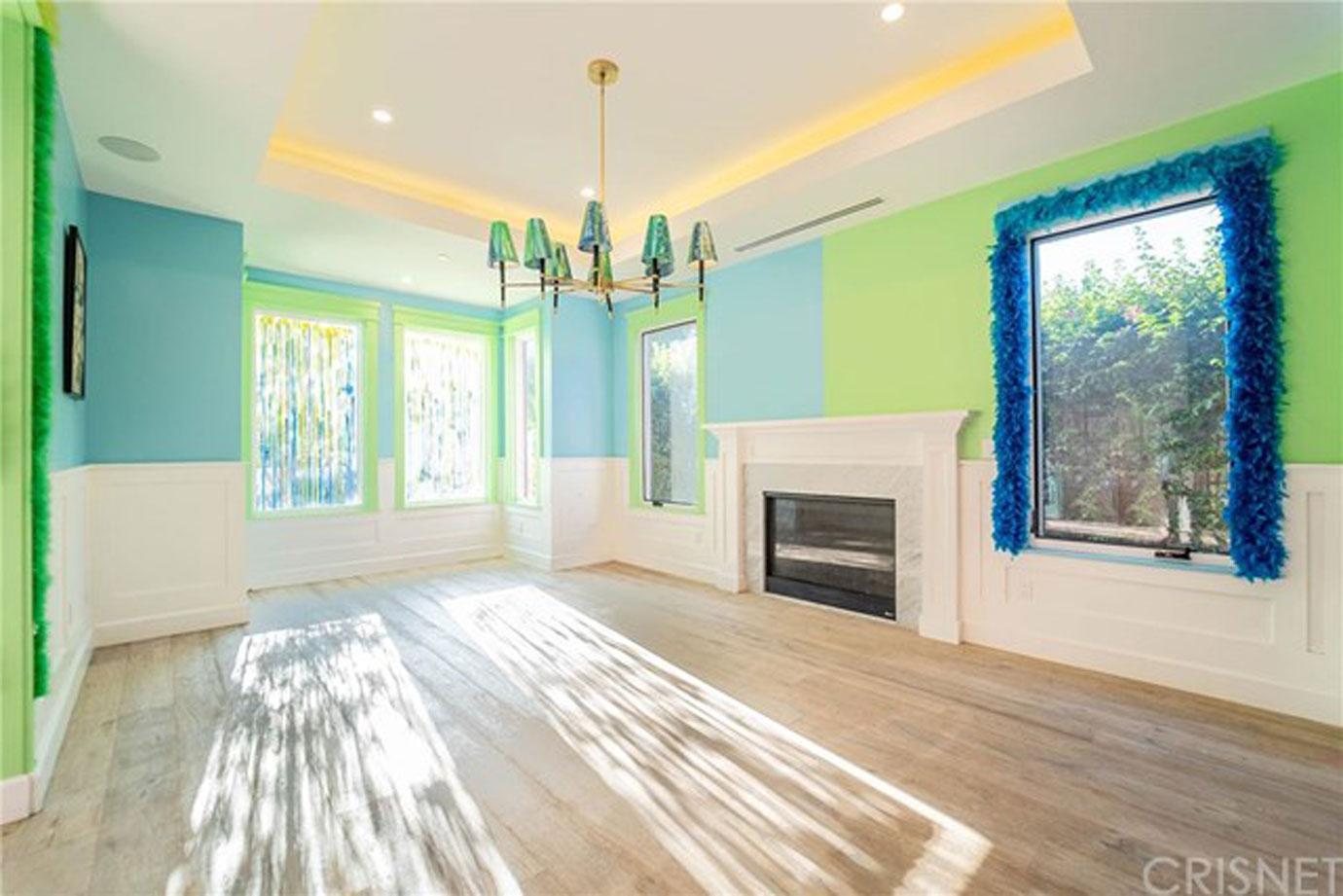 Bella Thorne Sells Pink Sherman Oaks California Home, Must See Photos