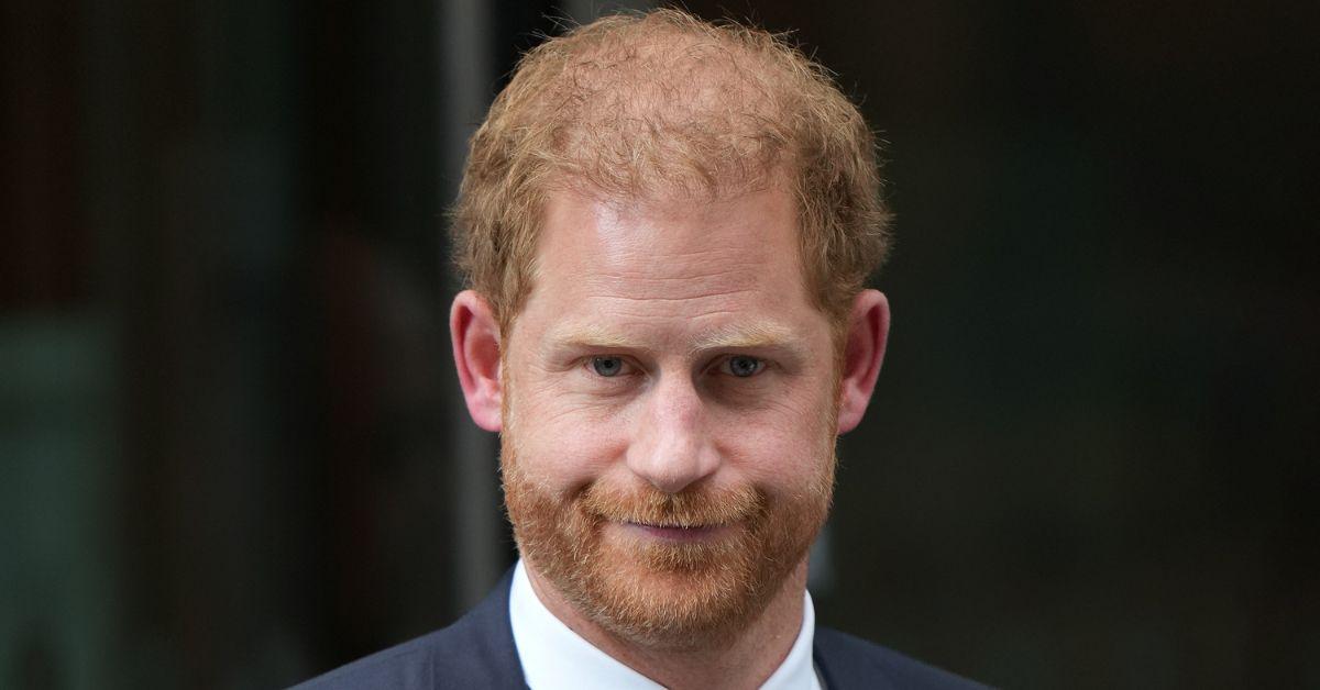 prince harry smirking