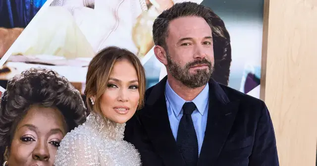 Photo of Jennifer Lopez and Ben Affleck.