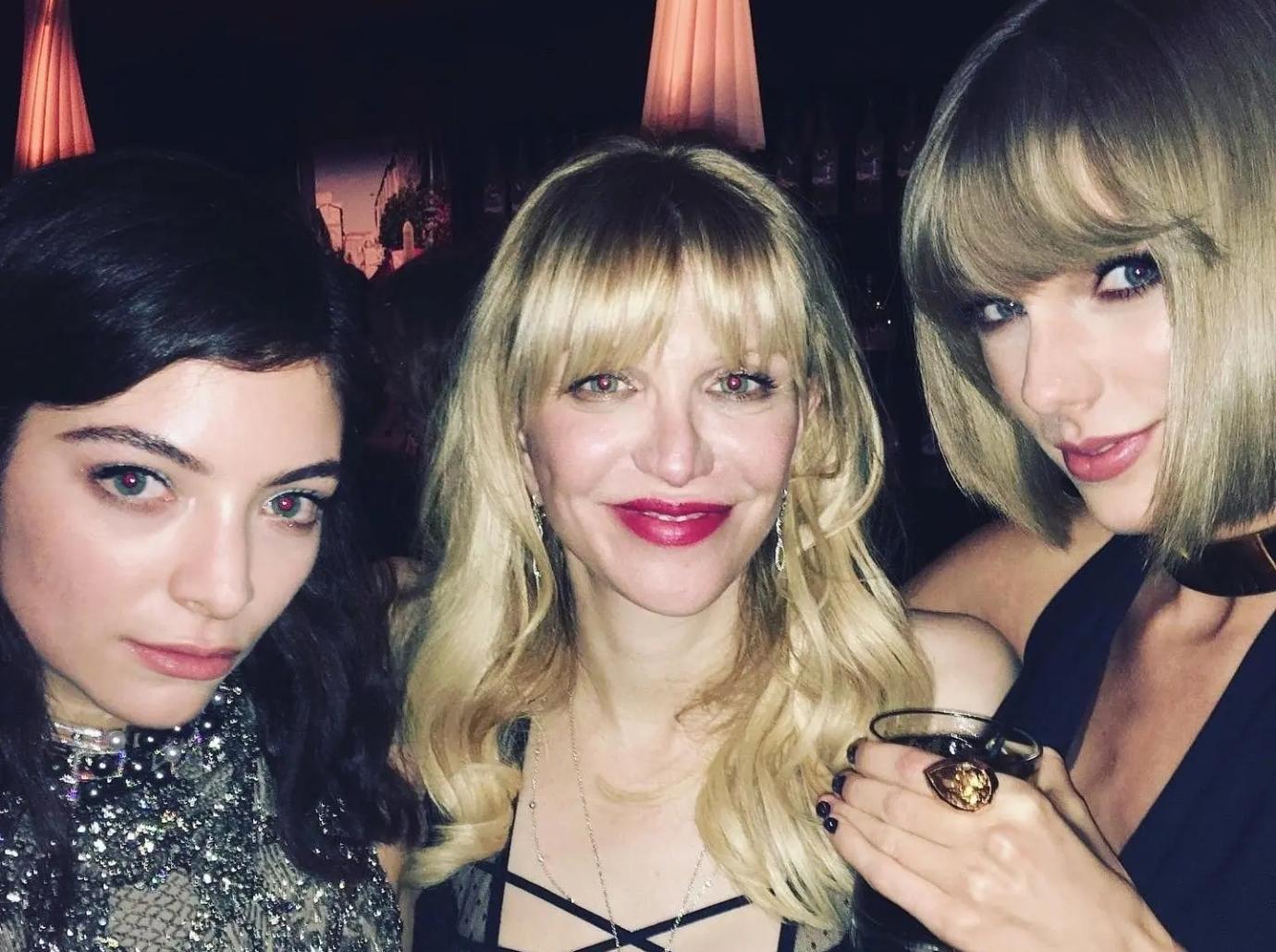 courtney love female artists hates taylor swift beyonce