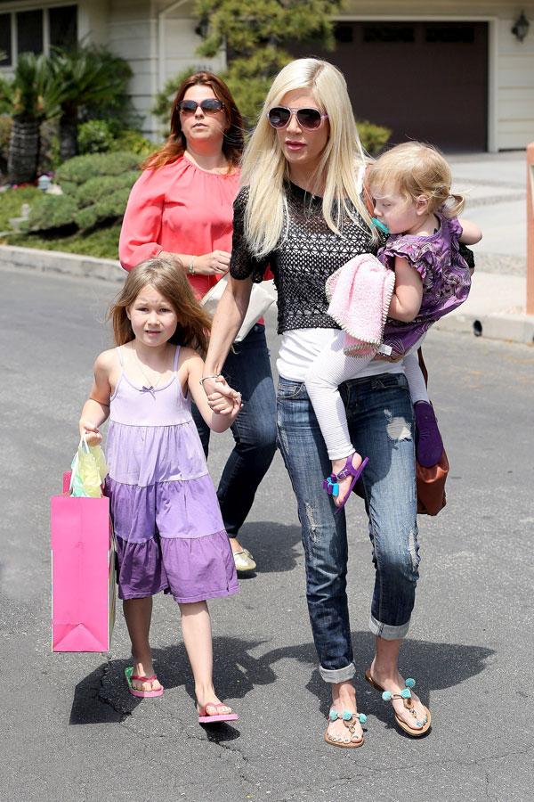 Tori Spelling Sued Amex Shopping Lawsuit Debt Broke Owes Money