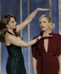 Ok_11413_tina fey amy poehler golden globes teaser.jpg