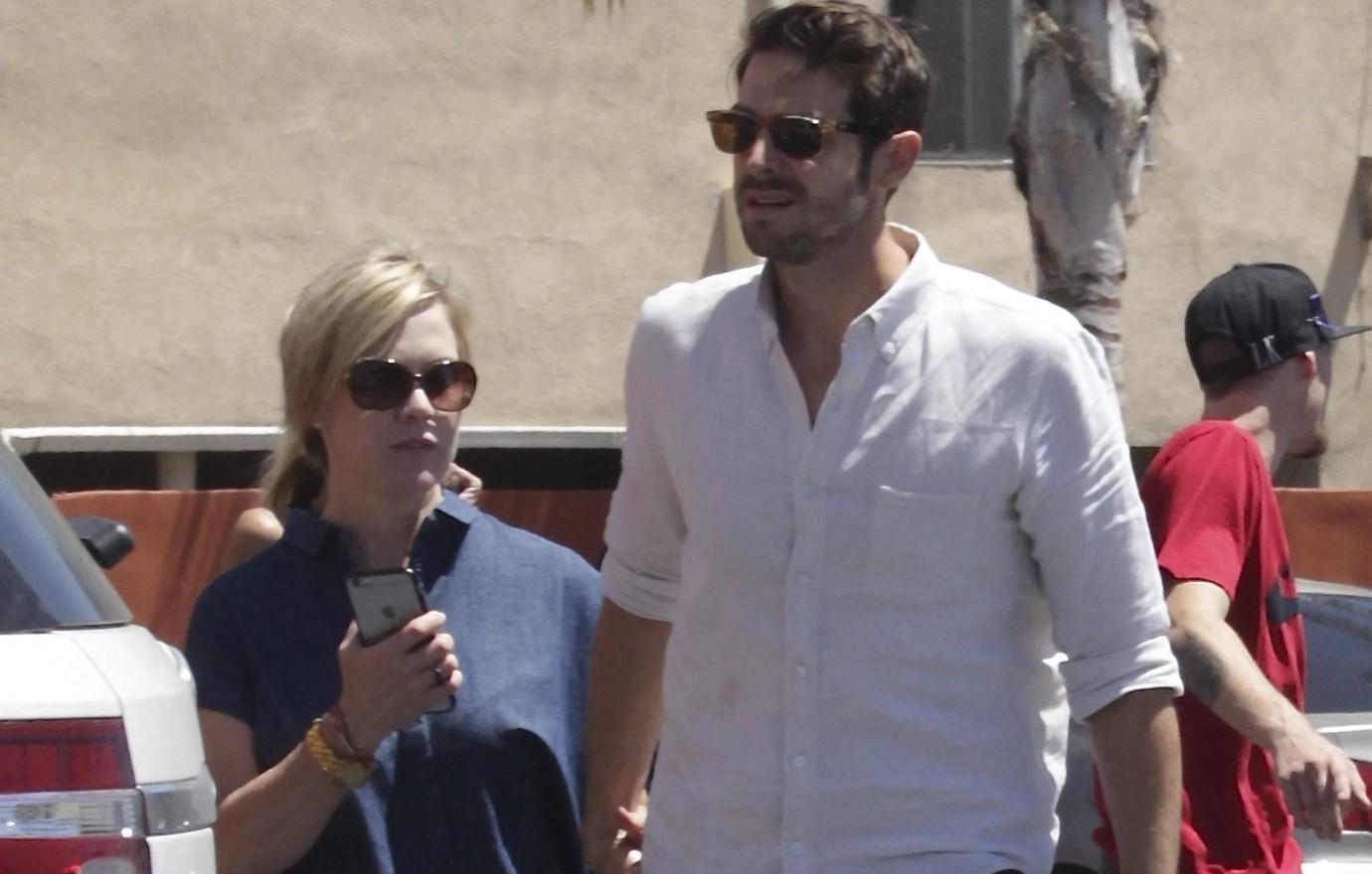 jennie garth husband dave abrams ivf  month separation