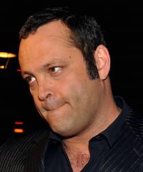 2010__07__wenn5371249 210×300.jpg