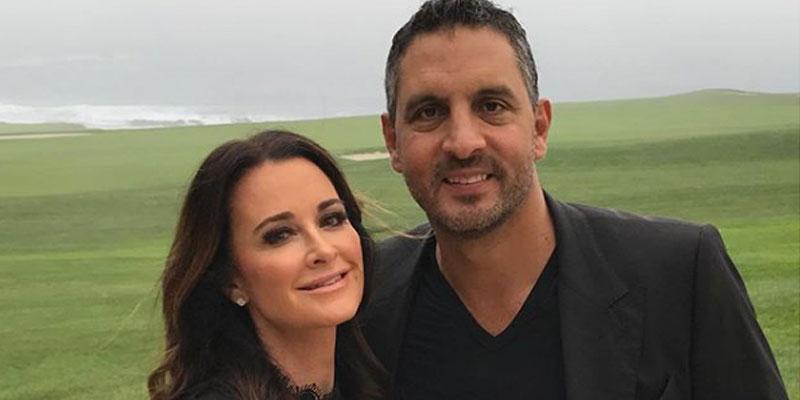 Kyle Richards Ditches Wedding Ring After Mauricio Umansky Split