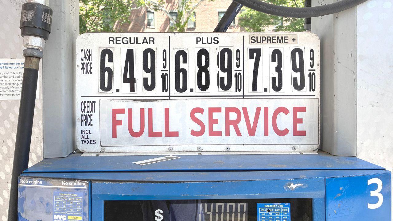 Image of Experts said voters judged the economy through everyday costs.