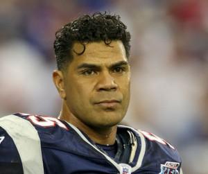 2010__10__Junior_Seau_Oct18news 300×270.jpg