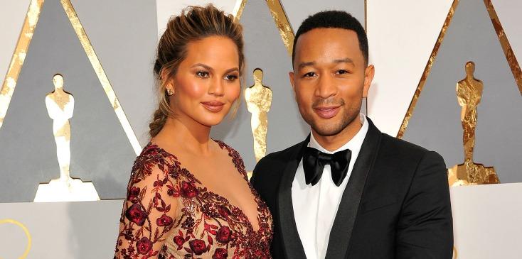 Chrissy teigen gives birth baby girl pregnant john legend H