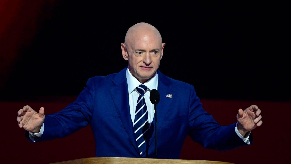 Photo of Mark Kelly.