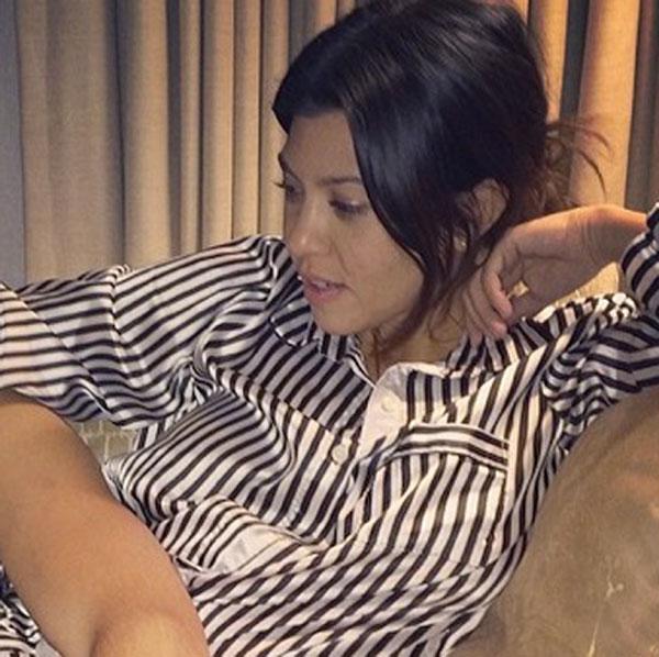 Kourtney kardashian dec 2014 no make up