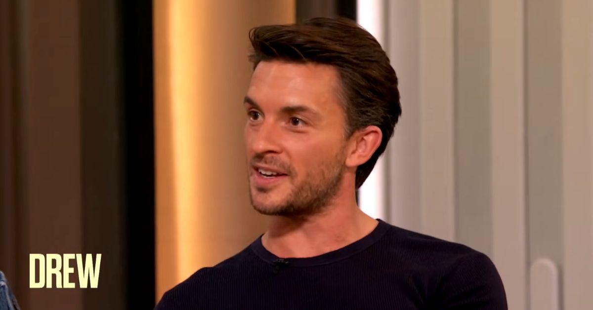 Photo of Jonathan Bailey went viral on social media for a photo of his bulge on 'The Drew Barrymore Show.'