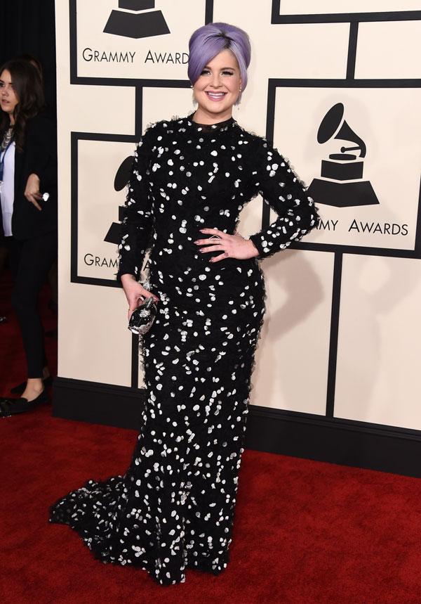 Kelly osbourne 2015 grammy arrival 02