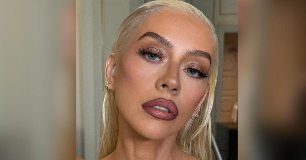 Christina Aguilera Poses Topless For Her 44th Birthday: Photo