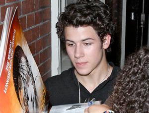 2010__07__nick jonas.jpg