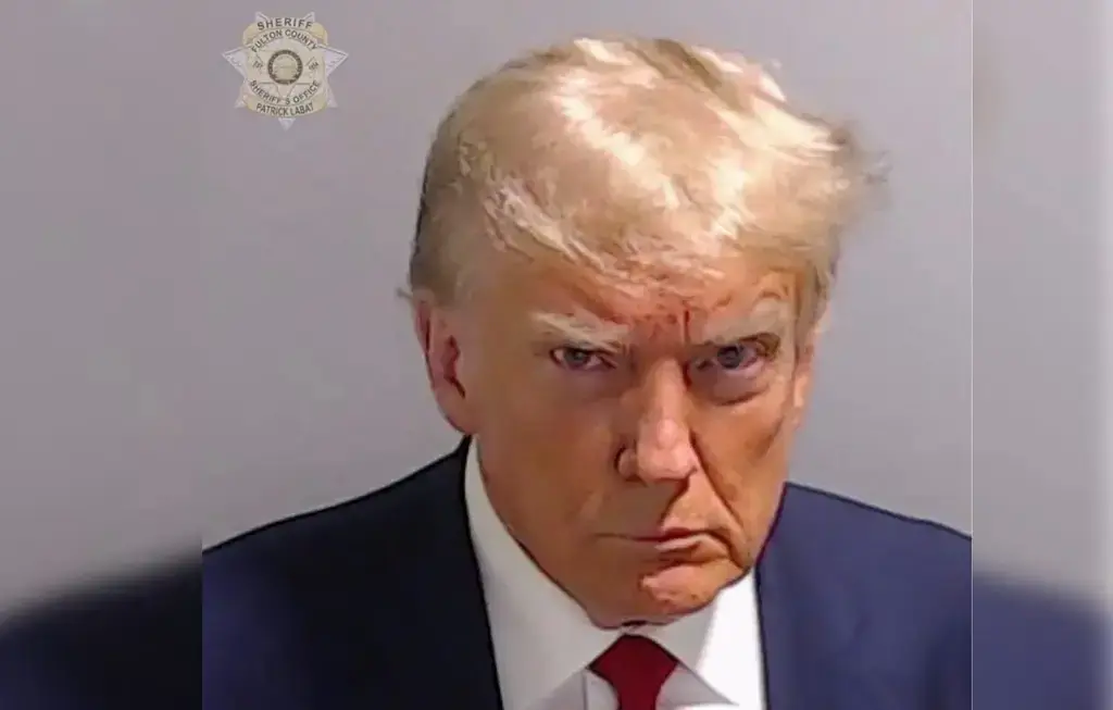 donald trump brags number one selling mugshot elvis frank sinatra