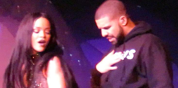 Rihanna grinds &amp; twerks on Drake while performing &#8220;Work&#8221; at Anti Tour in Toronto, Canada