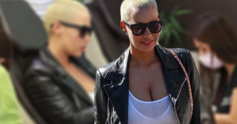 Amber rose major cleavage