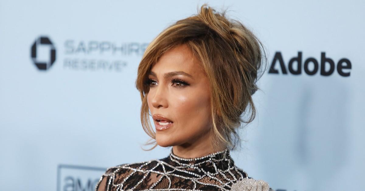 jennifer lopez ready date settling divorce ben affleck hasnt given up