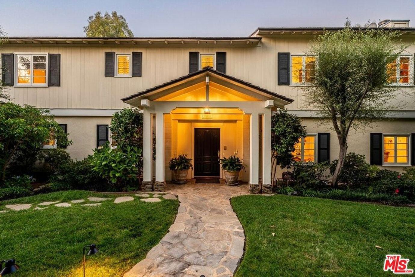 Blake Griffin Buys Home In Brentwood