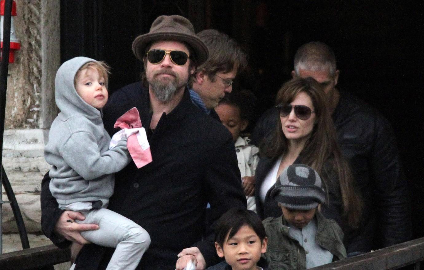 brad pitt girlfriend ines de ramon rock drama kids saved him