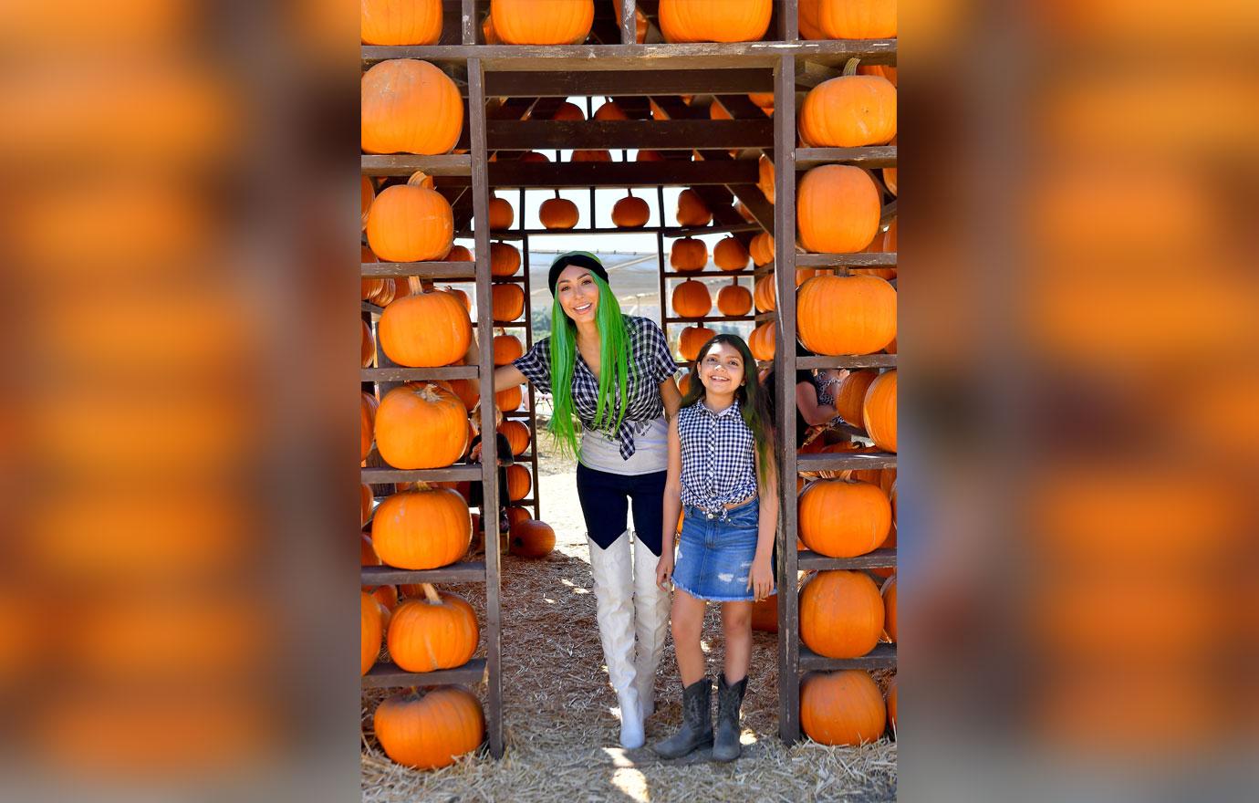 farrah-abraham-daughter-sophia-cursing-video-pumpkin-patch-photos