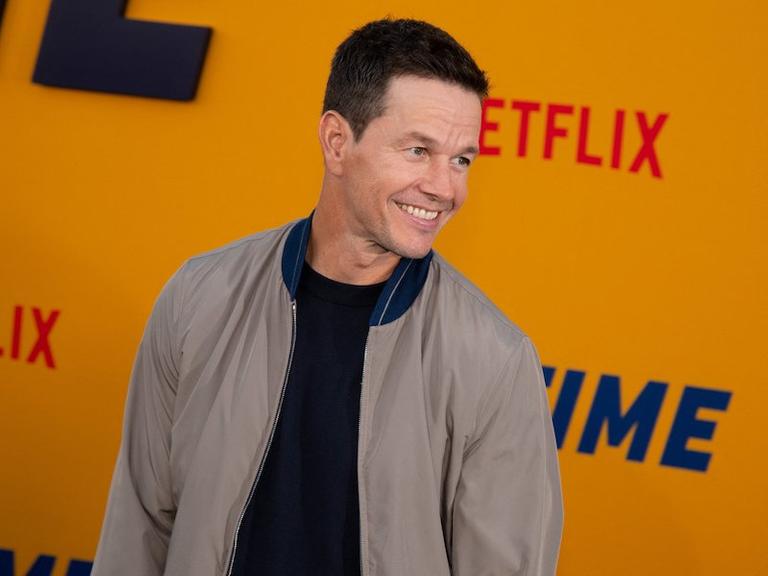 Mark Wahlberg Dragged For Presenting SAG Award To Asian Cast