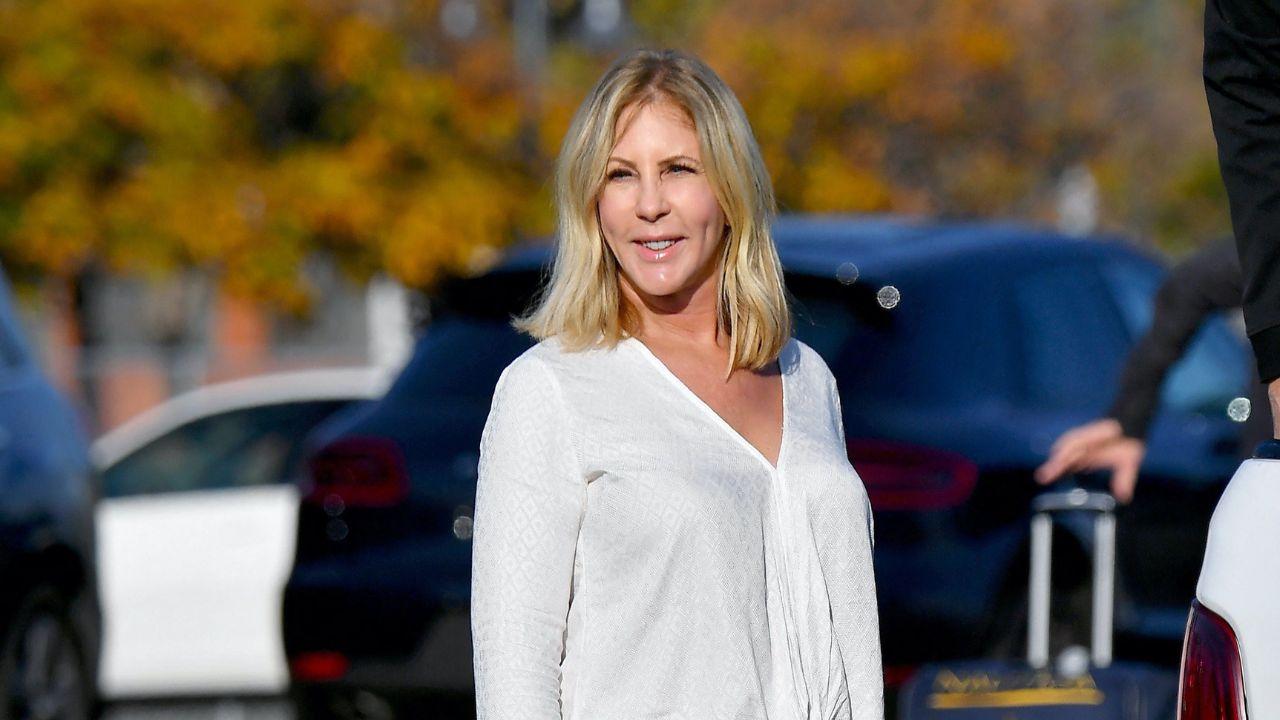 image Vicki Gunvalson revealed she was in 'major pain' before her second knee surgery.