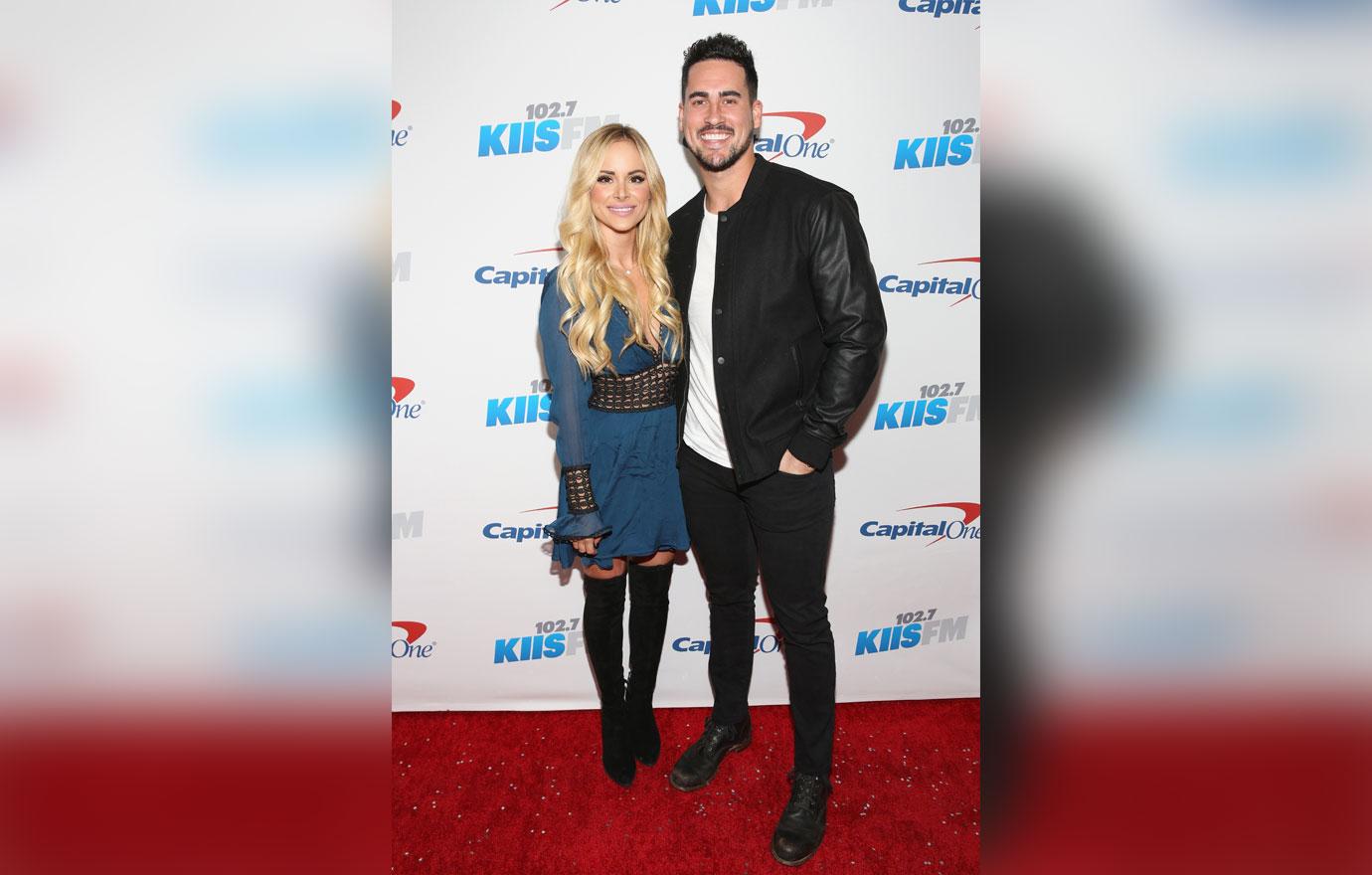 Amanda stanton josh murray back together kiss date night family bachelor break up 04