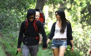 2010__05__Ashlee_Pete_Wentz_May3_main 300×186.jpg