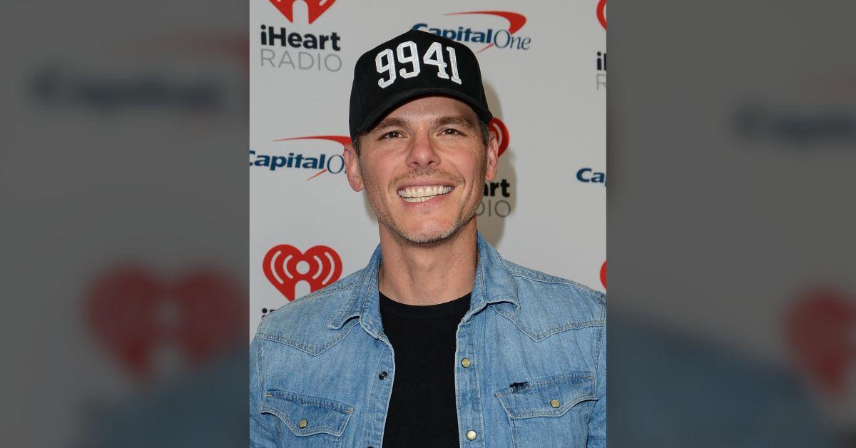 Photo of Granger Smith is now a minister.