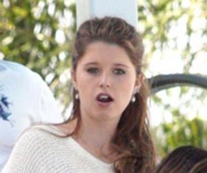 2011__05__Katherine_Schwarzenegger_May23news 300×285.jpg